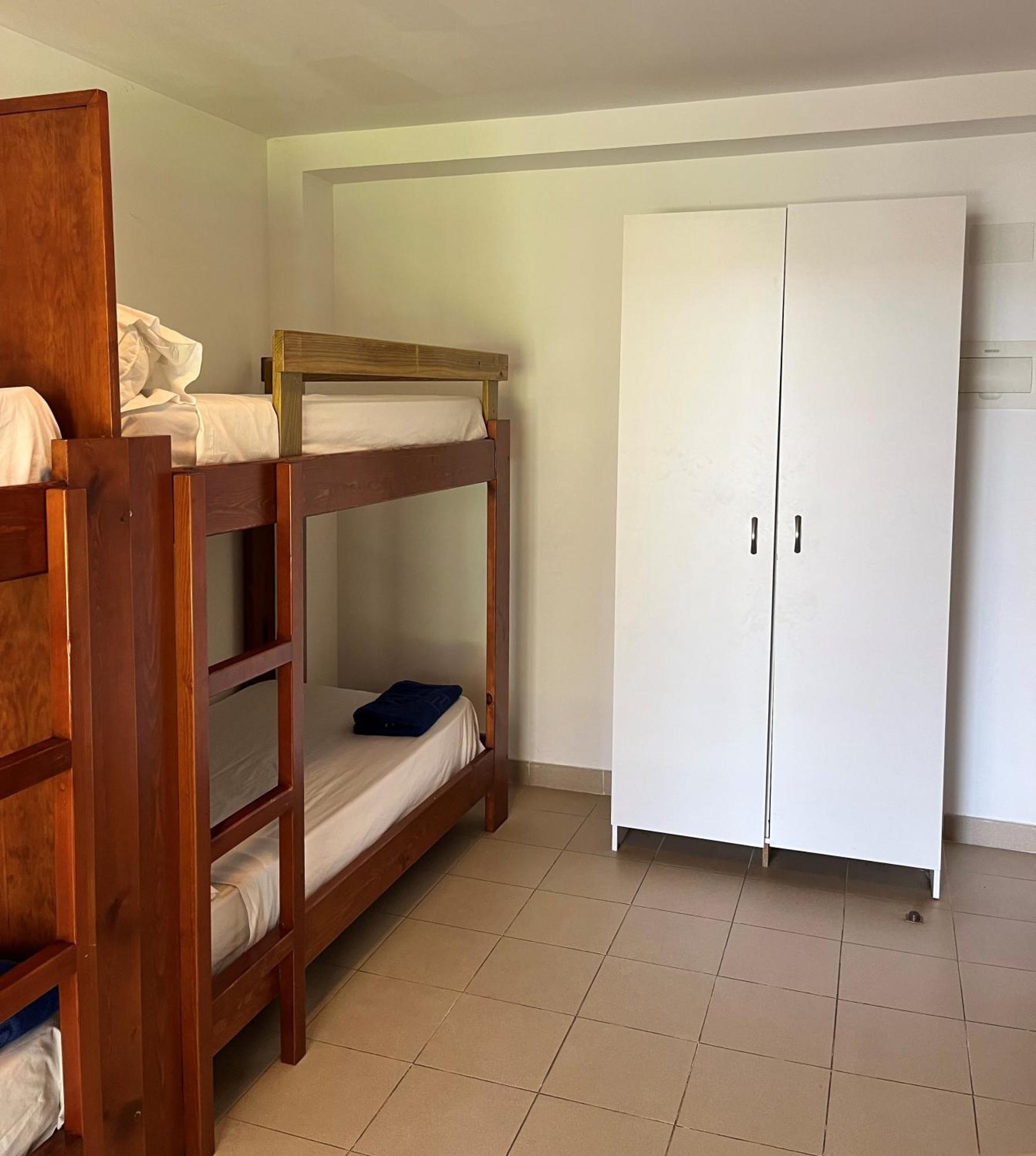 Albergue Zaragoza Camping ภายนอก รูปภาพ